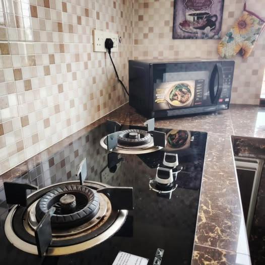 Topville Homestay Kangar Bagian luar foto