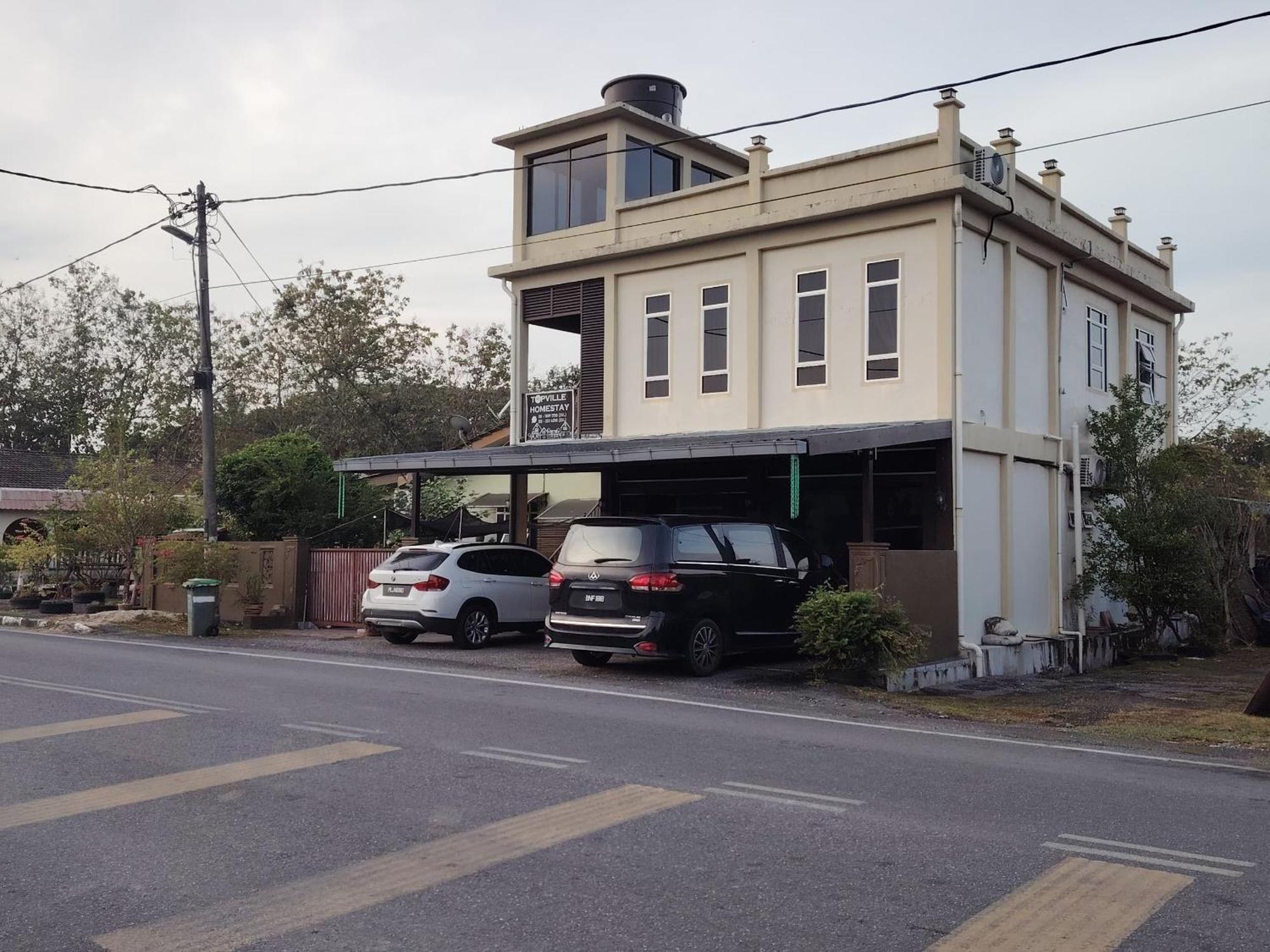 Topville Homestay Kangar Bagian luar foto